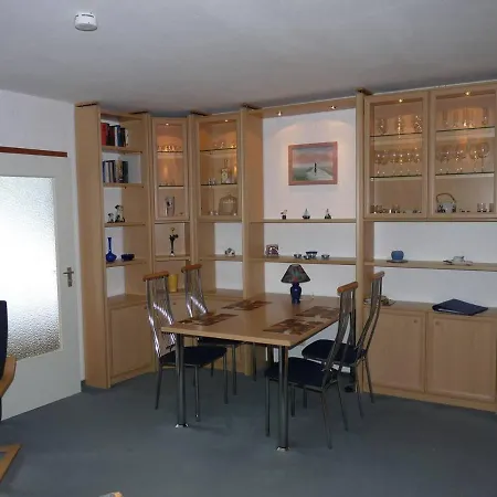 Familie Hauf Mit Sauna Und Meerblick * Wunstorf